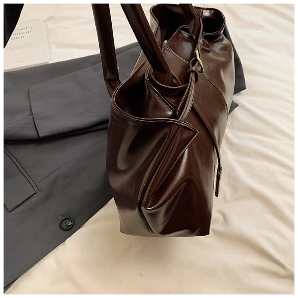 Women's Vintage Glossy Oil Wax Leather Tote Bag Buckle Casual Shoulder Handbag Elegant Work Bag for Daily Commute Top-handle Sac