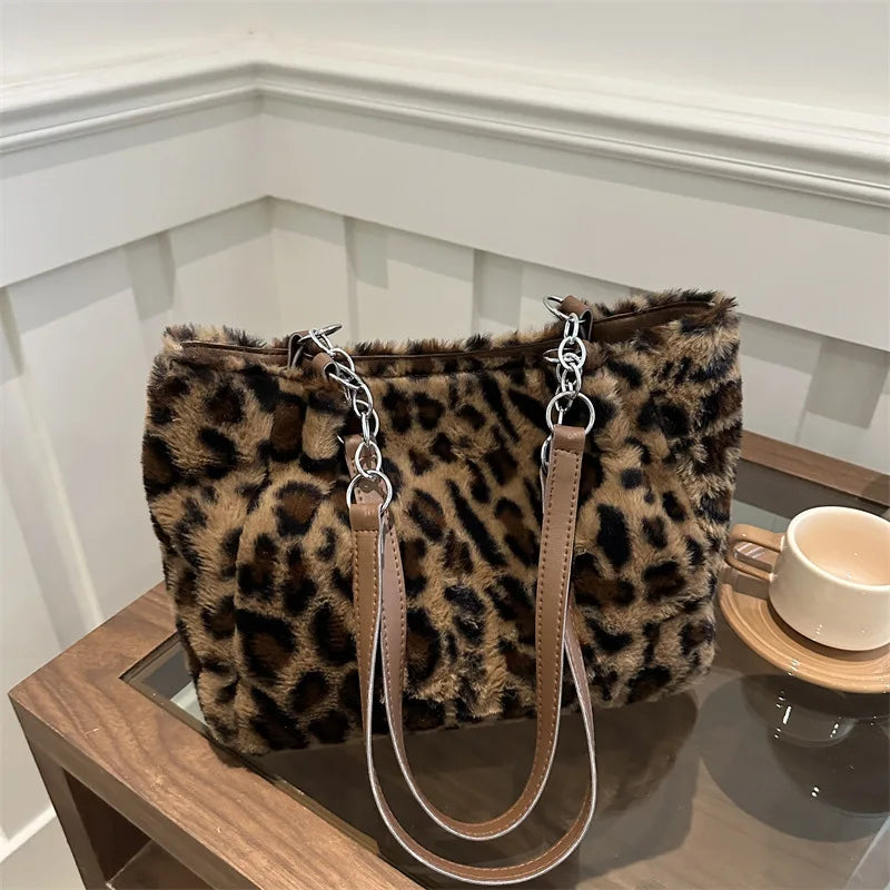 New Leopard Print Fur Bags Women Fashion Portable Faux Fur Handbags Winter Soft Warm Bag Girls Fluffy Large Capacity Tote Purse