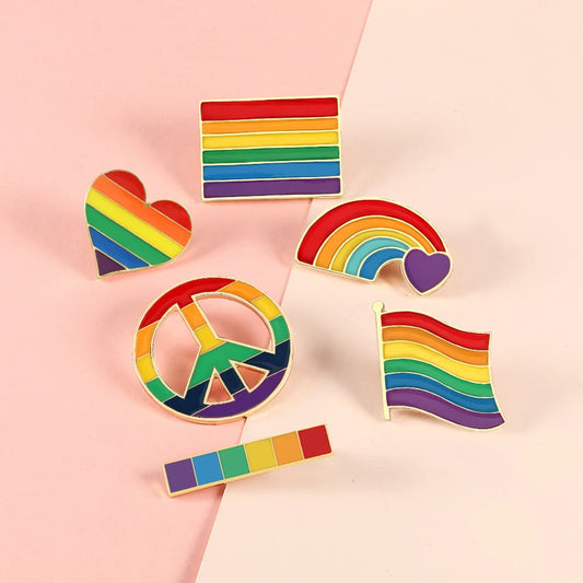 LGBT Flag Rainbow Heart Brooch Peace and Love Enamel Pins Clothes Bag Lapel Pin Gay Lesbian Pride Icon Badge Unisex Jewelry Gift