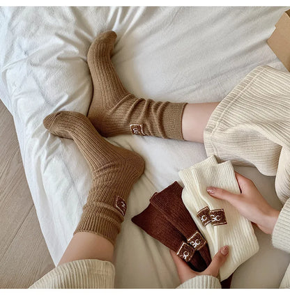 2 Pairs Cashmere Socks Winter Women Warm Wool Thickened Mid-Tube Trendy Heel Furry Label Letter Solid Color Snow Boot Socks New