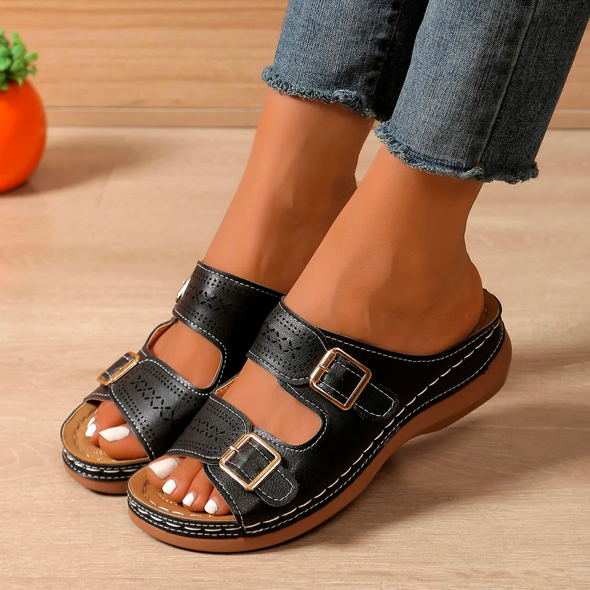 2025 Summer Fashion Women Wedge Slippers Premium Orthopedic Open Toe Shoes for Women Anti-slip Platform Retro Slippers Female