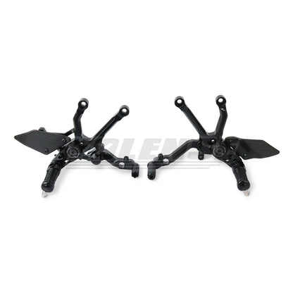 Motorcycle Carbon Fiber Adjustable Footrests Rear Set Footpeg Rearset Foot Peg Pedal For PANIGALE V4 Panigale V4S 2025