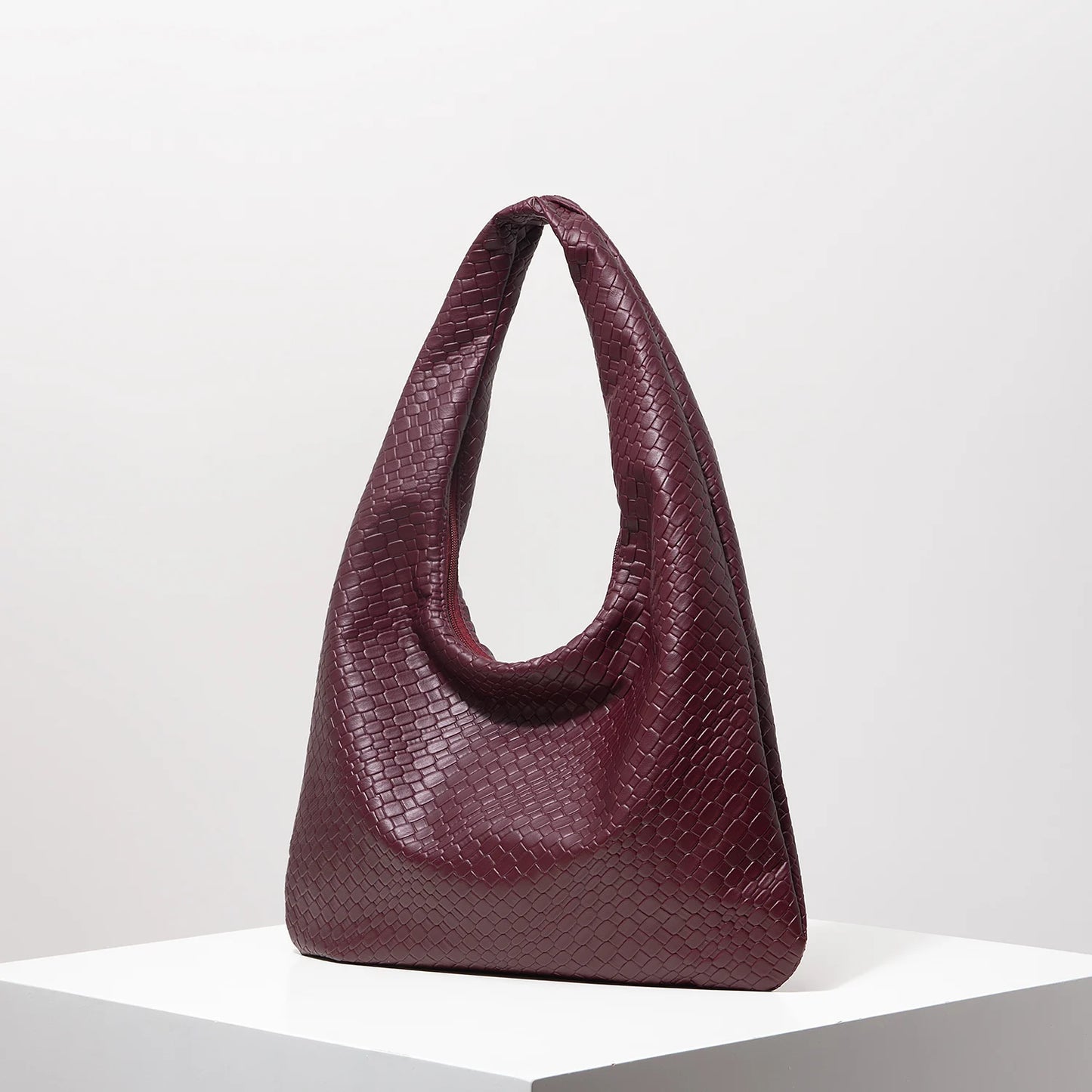 Vintage Faux Woven Leather Shoulder Bag, Women's Handbag, Large Capacity Tote Bag, Crescent Bag, Zipper Underarm Bag, Daily Commuter Bag (Random Pattern)