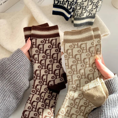 Kuwa 1/2Pairs Trendy Winter Wool Socks Ladies Monogram Pattern Solid Color Thickened Middle Tube Socks Breathable Wholesale