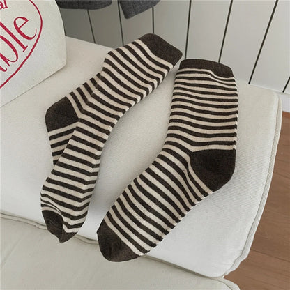 Korean Simple Colored Striped Cotton Socks Women’s Autumn Winter Breathable Middle Tube Socks College Style Trendy Casual Socks