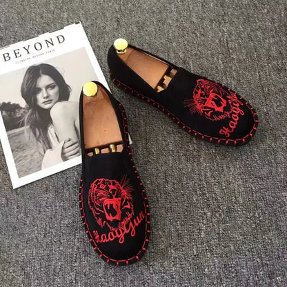 Old Beijing Cloth Shoes Embroidery Flower Social Guy Male Moccasin-Gommino Student Casual Shoes Fashion National Chinese Style