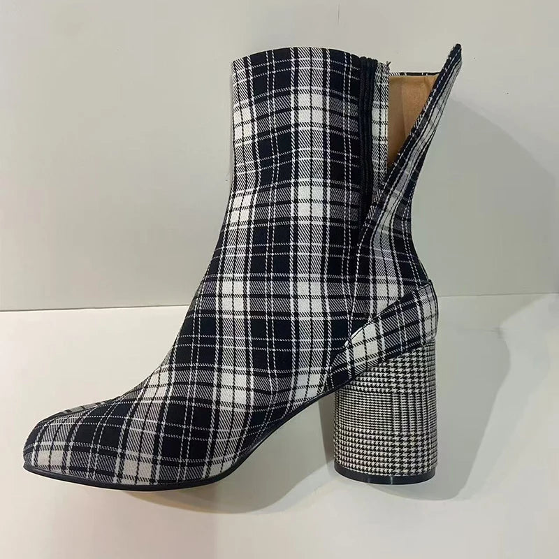 2025 Luxury Brand Designer Split Toe Ankle Boots New Fashion Chunky Round High Heels Women Boots Winter Plaid Boots