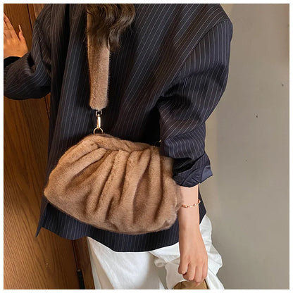 Cute and Versatile Winter Crossbody Bags Mink Fur Wrinkle Relaxed Texture Cloud Shell Bag Women Fashion Tote Shoulder Bag