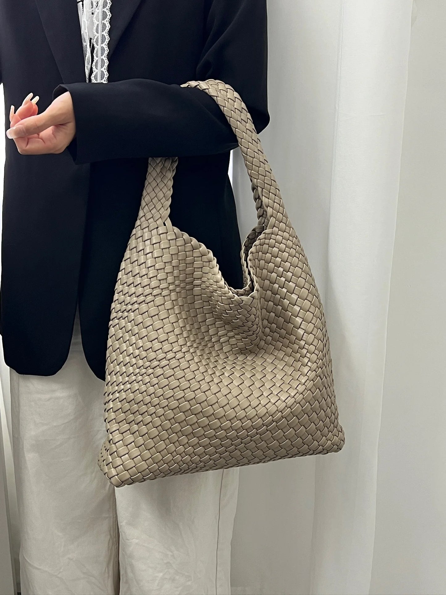 Women's Fashionable Woven PU Leather Tote Bag Shoulder Handbag Top-Handle Bag with Purse - Stylish Woven Bag Purses