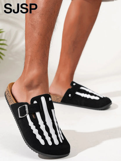 Men's New Half-Slip Halloween Trendy Skeleton Print Slip-On Design Sandals, Closed-Toe Low-Top Buckle Strap Casual Slippers, Suitable for Indoor and Outdoor Wear, Spring, Summer, and Autumn, Unique Street Style Simple Design