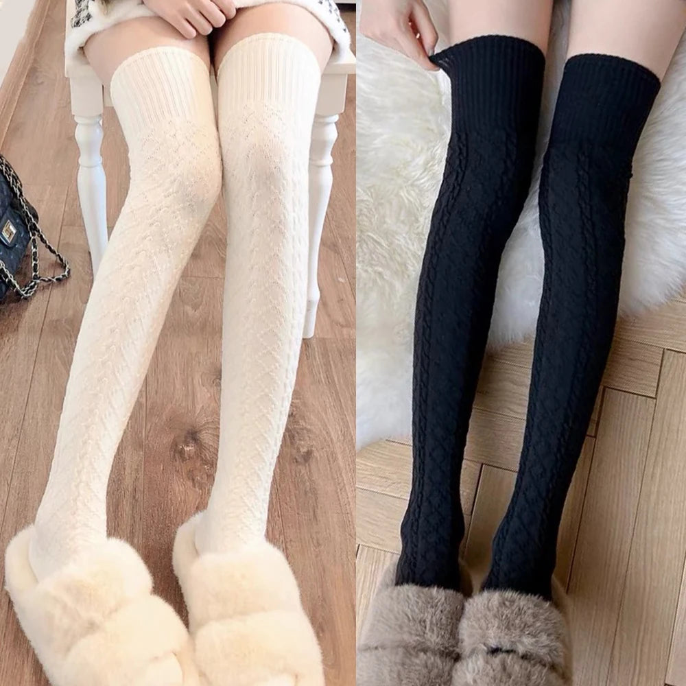 Women Classic Striped Knee High Socks Autumn Black White Gray Thicken Warm Thigh Socks Fashionable Comfortable Long Stockings