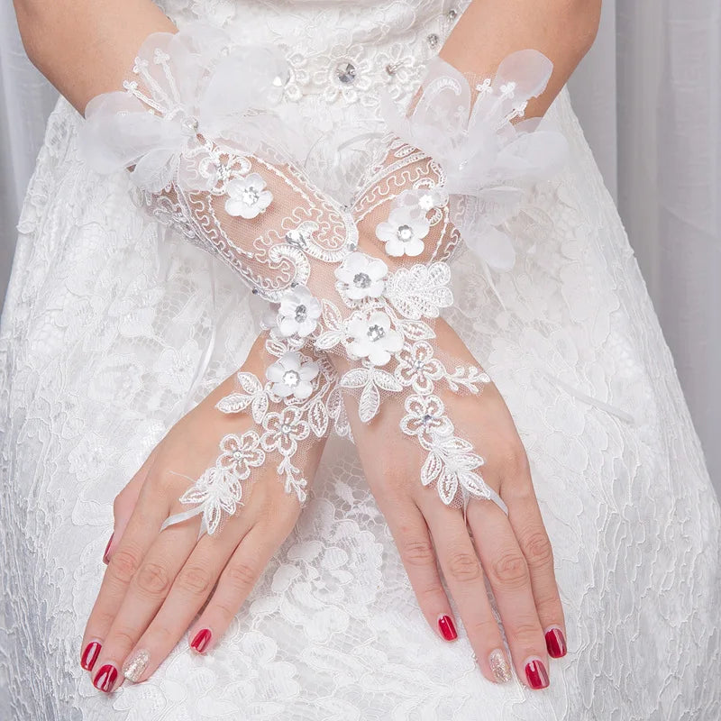 New Arrival Short Wedding gloves Gants de femmes Guantes de mujer Cheap wedding accessoire mariage Sheer gloves