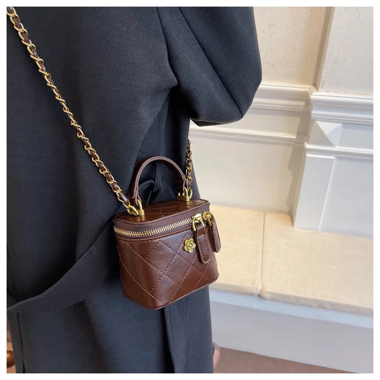 Small  Shoulder Bucket Bag For Women Classic Mini Clutches Female Small Square Bag Crossbody Metal Chain Handbag