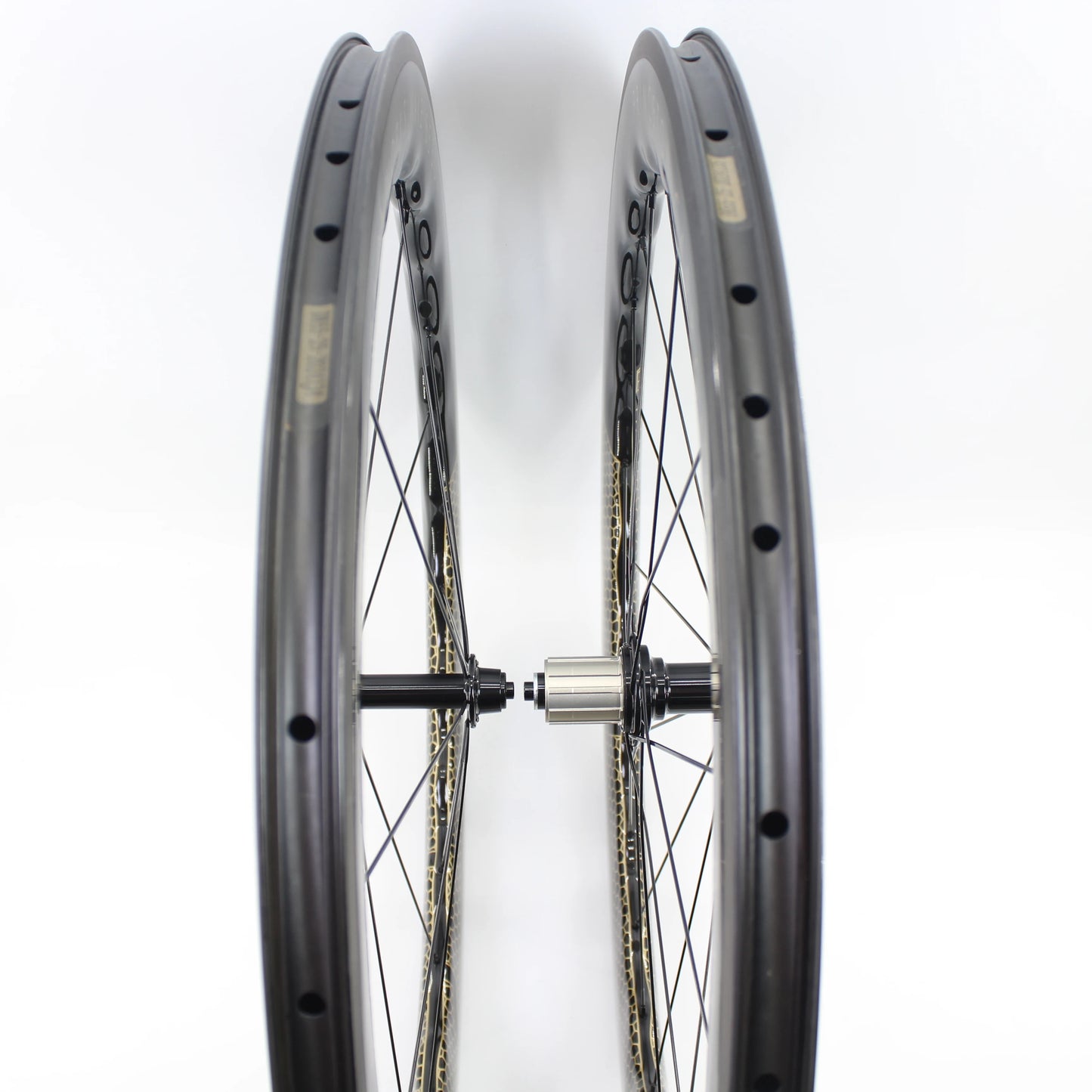 Newest 700C Road Bike UD Full Carbon Fibre wheelset Carbon Bicycle Wheelset clincher tubeless rims 65mm wave 25mm width V brake