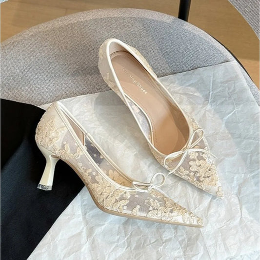 Pumps Women's 2026 Spring New Lace Pointed Bow Mesh Fine Heel Light Mouth Solid Color Temperament Elegant Banquet Women's Shoes