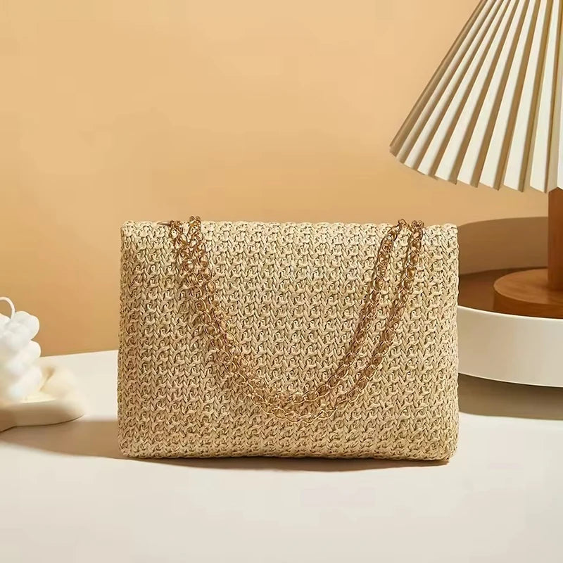 Crossbody Bag for Women Chain Strap Banquet Stylish Accessory Shoulder Bag for Day-to-Night Outfits