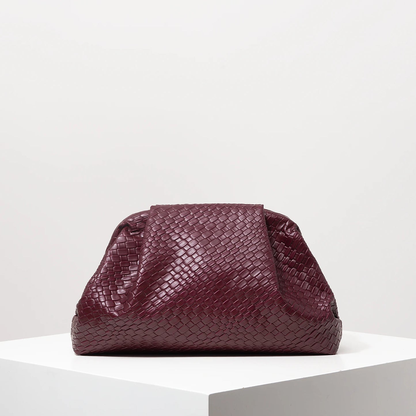 Vintage Artificial Leather Woven Pattern Clutch Bag，Burgundy Bag，Prom Dresses for Women，Large Capacity Women Purse