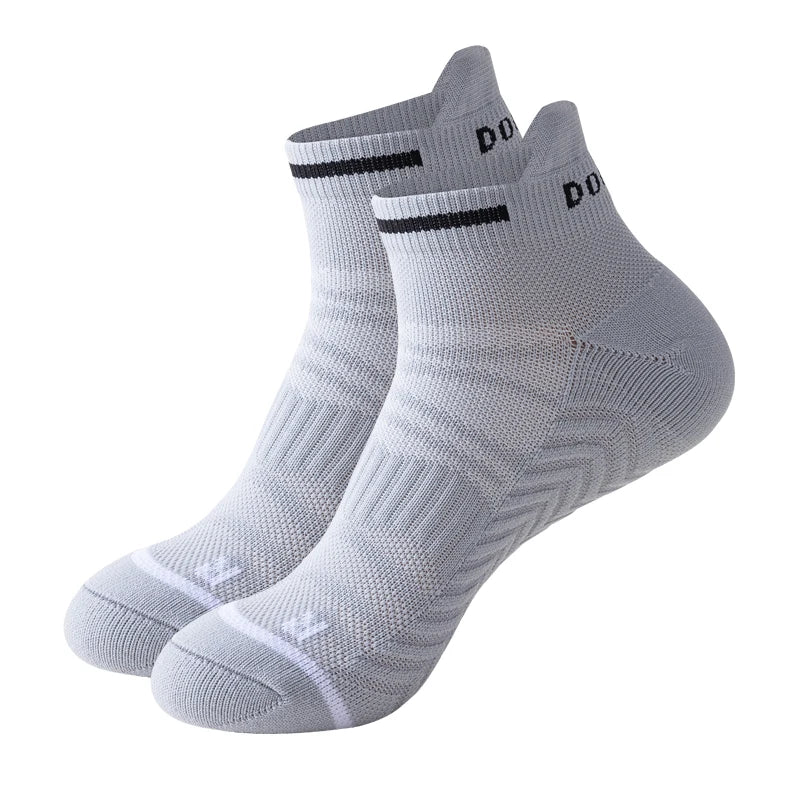 Mens Athletic Ankle Socks Running Compression Socks for Women Cozy Low Cut Performance Soft Tab Socks