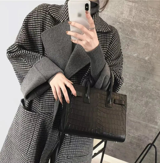 Real leather small square bag, women's new crocodile patterned organ bag, fashionable handbag, simple single shoulder crossbody