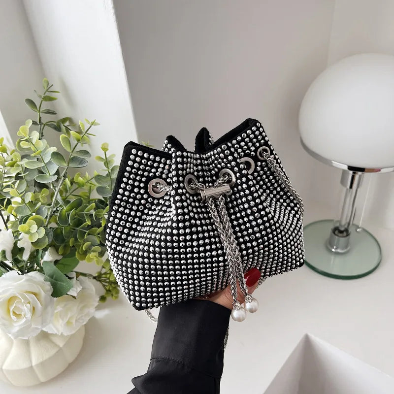 Luxury Women's Bag New High Quality Horseshoe Bucket Bag Exquisite PU Rivet Sequin Design Women's One Shoulder Handbag
