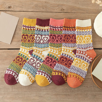 5 Pairs Lot New Man Women Socks Thick Warm Winter Socks Retro Style Flower Pattern Couple Models Free Size