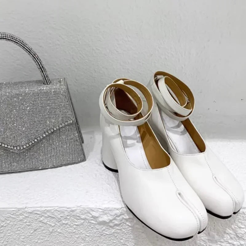 Luxury Brand Designer Tabi Split-toe Ankle Boots Women Genuine Leather Chunky Round Heel Short Boots 2024 Autumn Winter Shoes