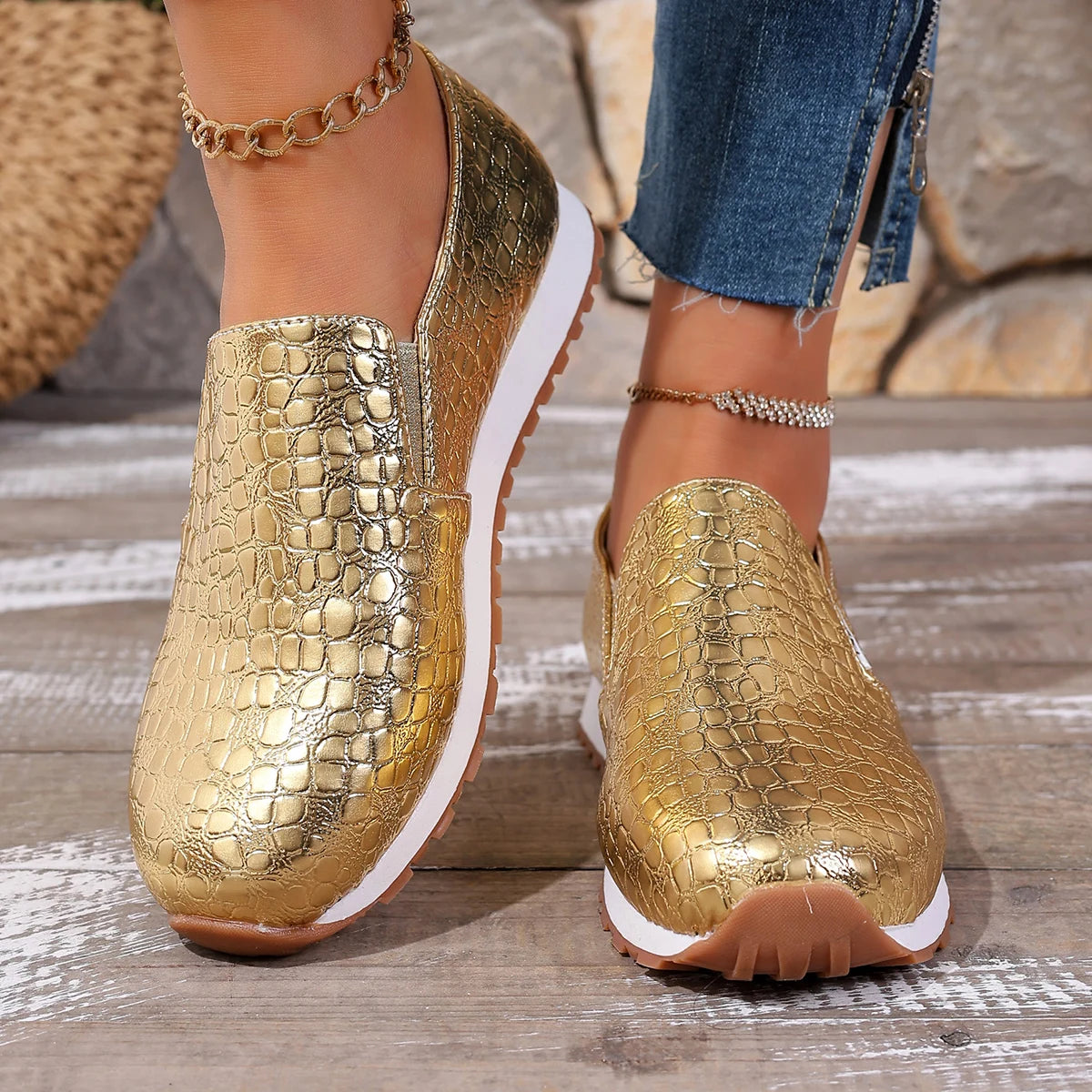 2025 New Women Sneakers Trend Designer Fashion Shoes for Women Gold Silver Sequin Causal Sneakers Women Walking Platform Shoes