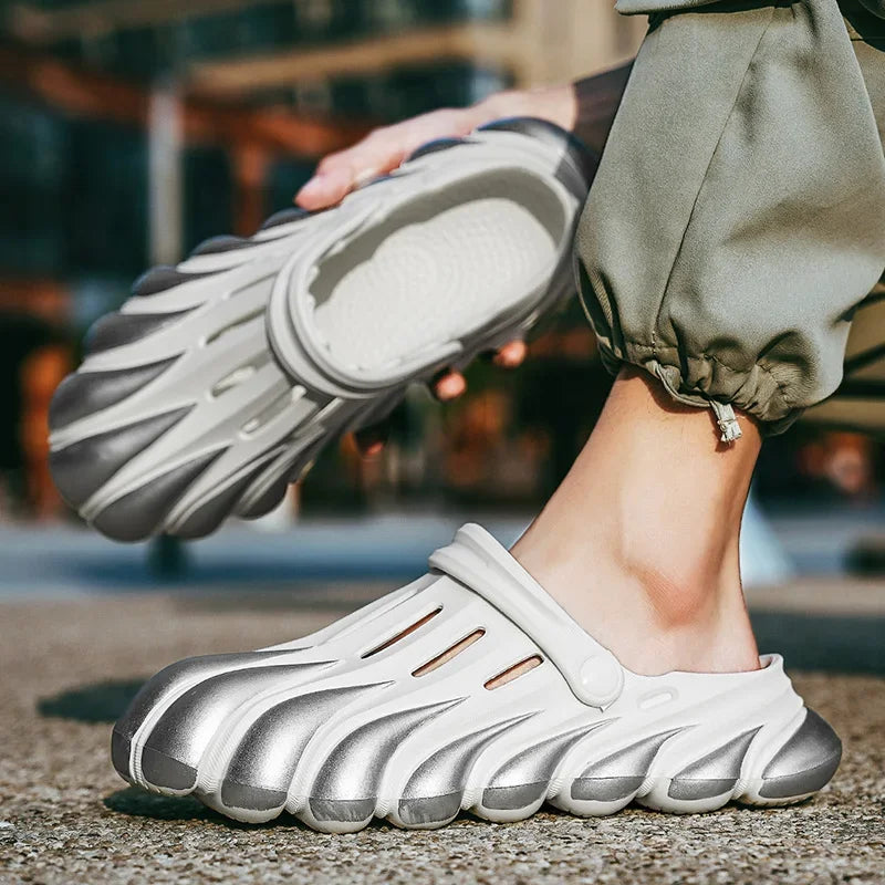 High Quality Summer Men Sandals Slippers Outdoor Beach Comfortable Soft Clogs Mens Beach Sandals Mens Casual Shoes Garden Shoes