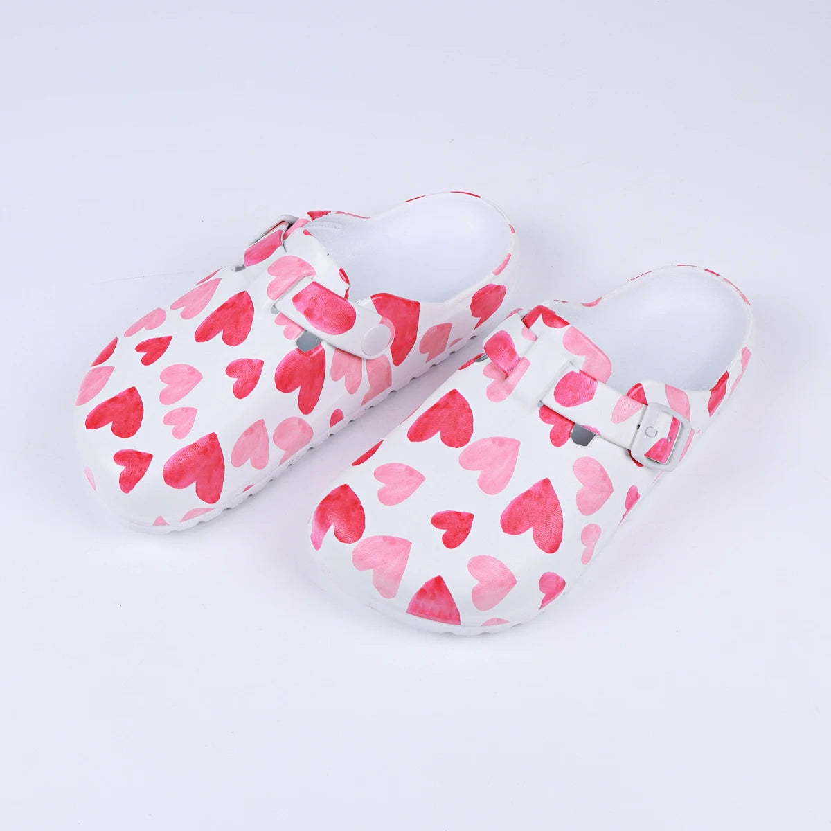 Women's Heart Print EVA Clogs Comfortable Lightweight Slip-On Sandals Soft Sole Ideal for Beach Garden Lab Surgical Work