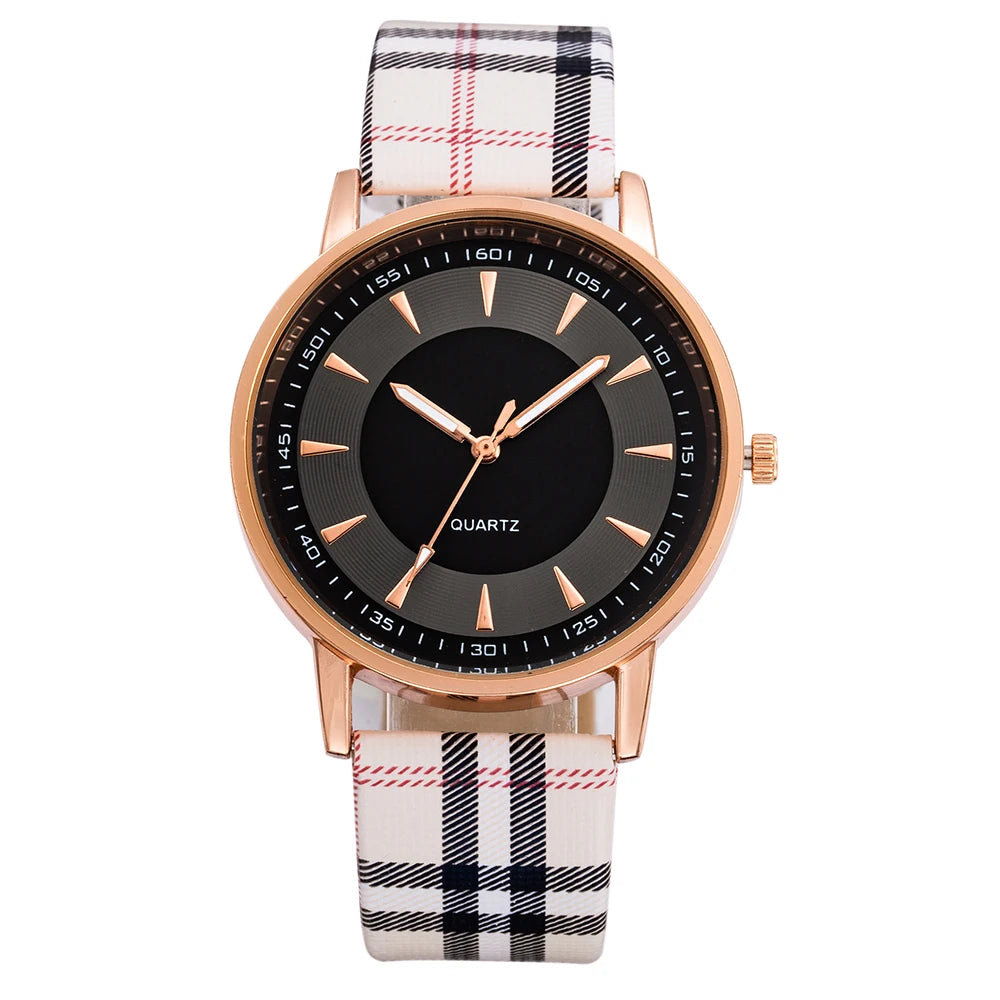 New Fashion Women Watch Simple Vintage Plaid Leather Strap Quartz Wristwatches Dress Casual Ladies Watch Clcok Relogio Feminino