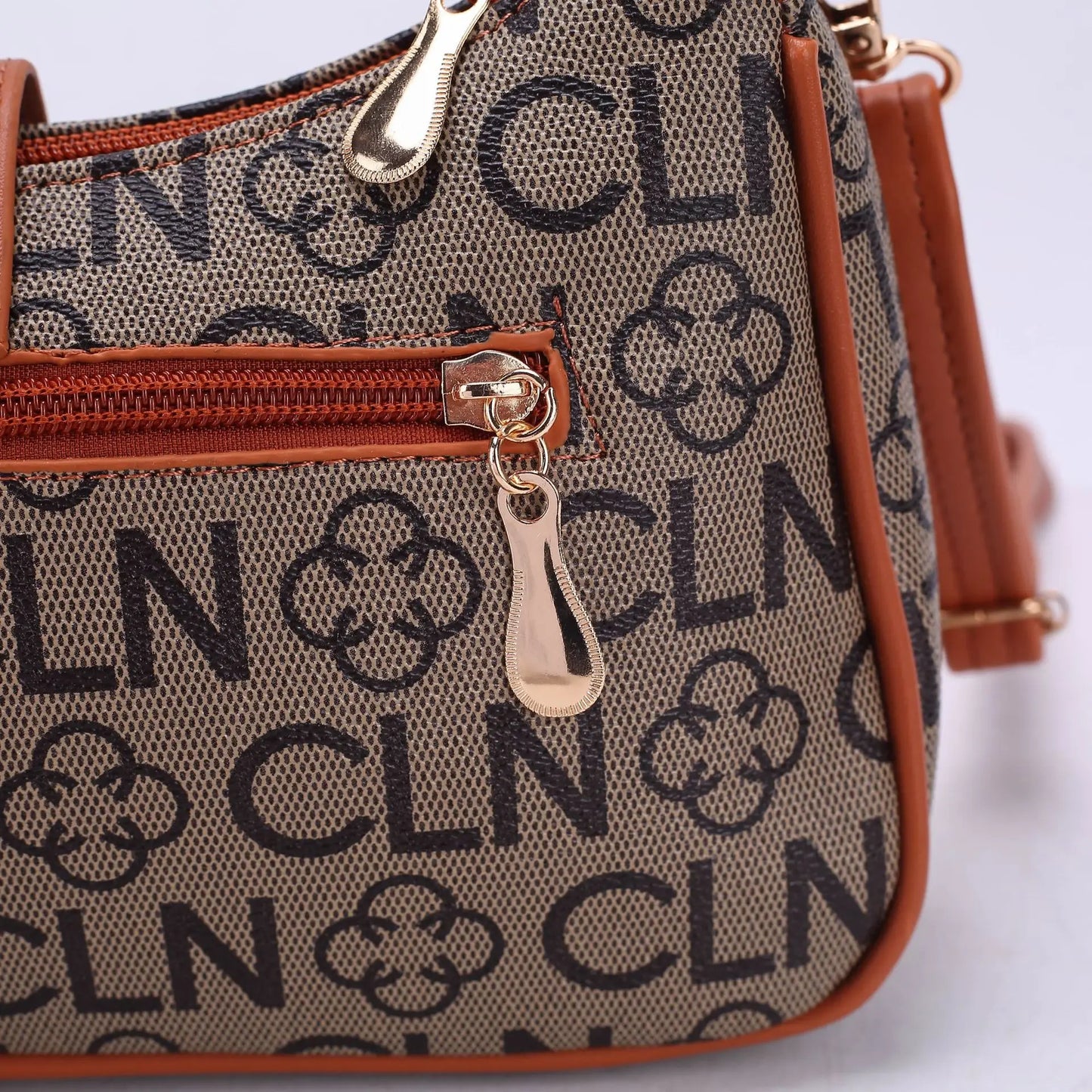 High Quality Women's PU Bag  with Large Capacity Shoulder Bag Mobile Phone Bag Casual Crossbody Casual Simple Vintage Bag Purses