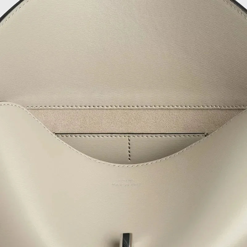 High Quality Messenger Bag 2025 New Large-capacity Fashion Light Luxury Niche Cowhide One-shoulder Commuter Female Bag