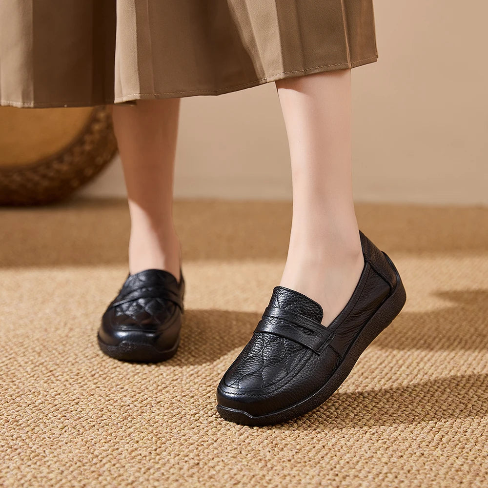 AIYUQI Women Genuine Leather Loafers Flat Slip‑on Comfort Mother Shoes Casual Ladies Moccasins Daily Walking Shoes Women
