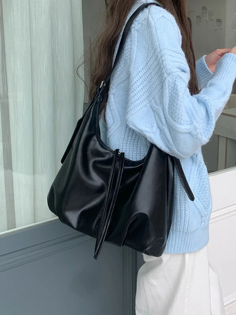 2025 New Retro Underarm Bag Fashion Leisure Large Capacity Shoulder Bag Women's Daily Commuter Bag Crossbody Bag Women's Bag