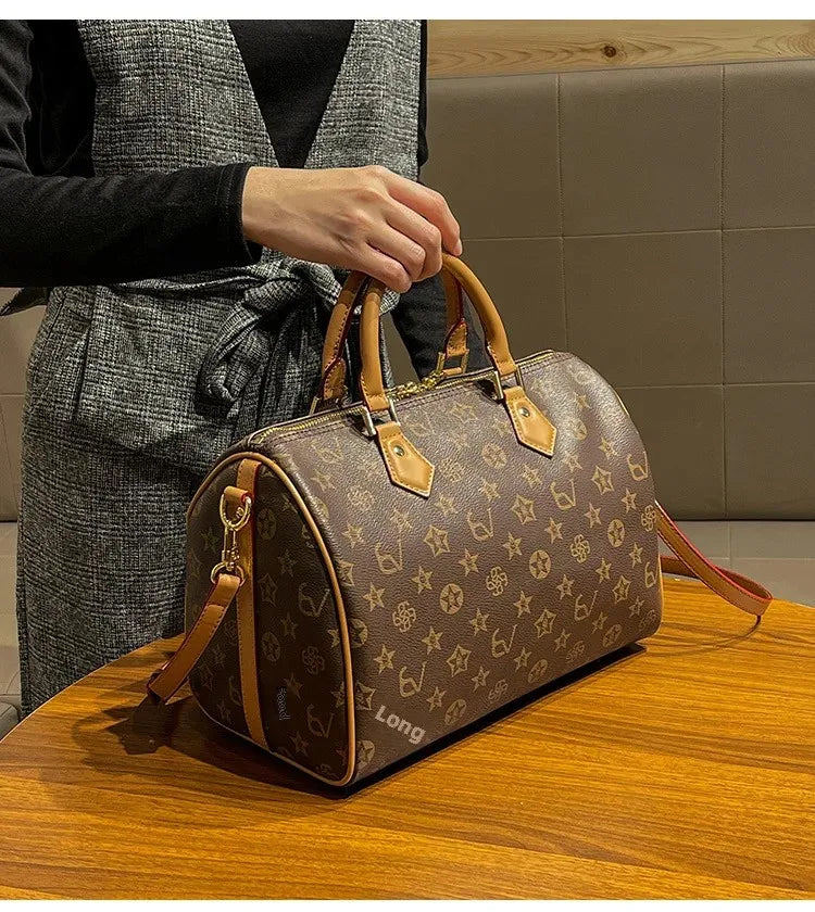 2024 Spring Summer New High-End Feelprinting Vintage Large Capacity Pillow Bag Fashionable Simple Commuting Crossbody Women's Ba