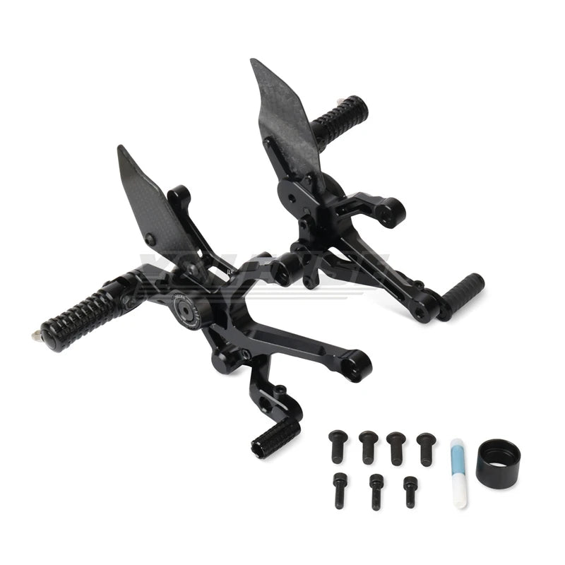 Motorcycle Carbon Fiber Adjustable Footrests Rear Set Footpeg Rearset Foot Peg Pedal For PANIGALE V4 Panigale V4S 2025