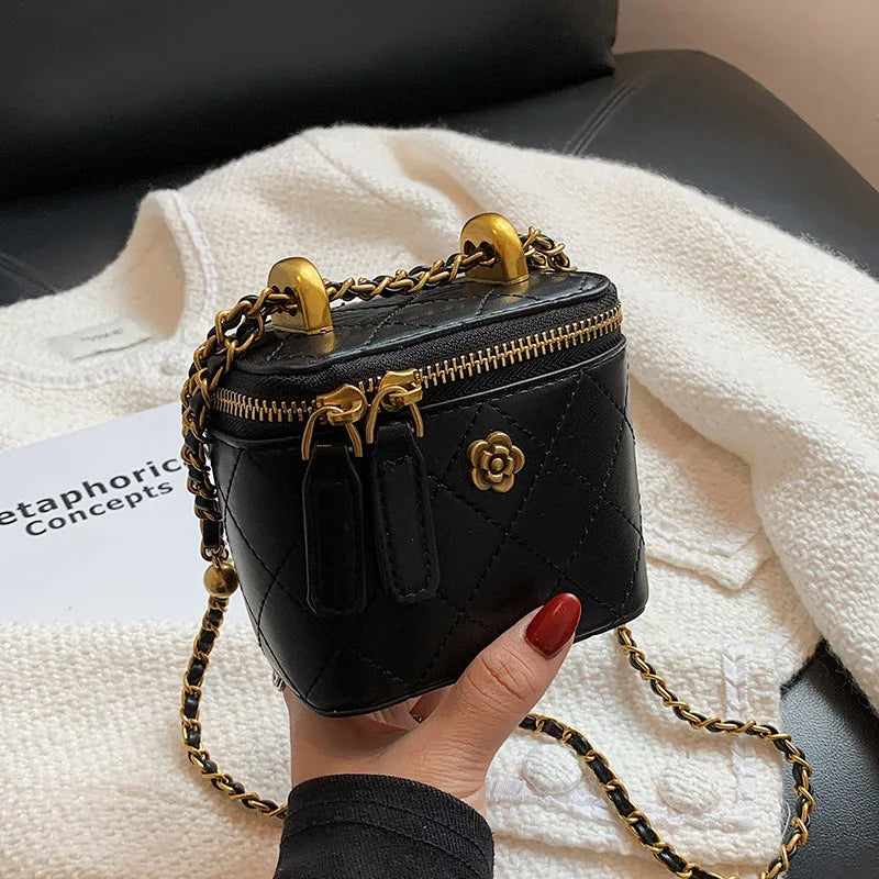 Small  Shoulder Bucket Bag For Women Classic Mini Clutches Female Small Square Bag Crossbody Metal Chain Handbag