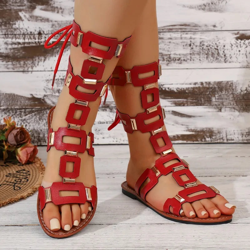 2026 Summer Luxury Round Toe PU Women's Sandals Fashionable Flat Casual Beach Shoes Stylish Metallic Decoration Women's Sandals