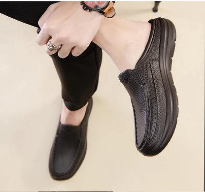 New Fashion Sandals High Quality Slippers Soft Sole Beach Sandals Men Slip On Driving Shoes Chef Shoes Breathable EVA Shoes