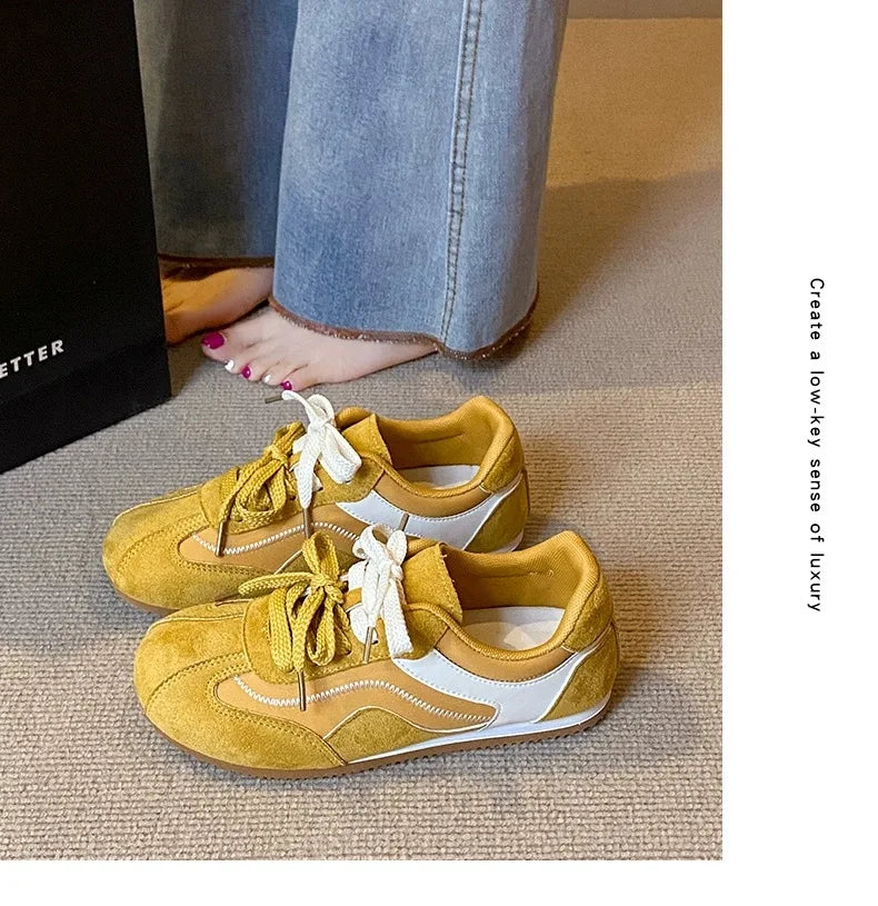 Women's Casual Shoes Suede Leather Training Shoes for Women 2026 Patchwork Retro Sneakers Ladies Casual Flat Heels Walking Shoes