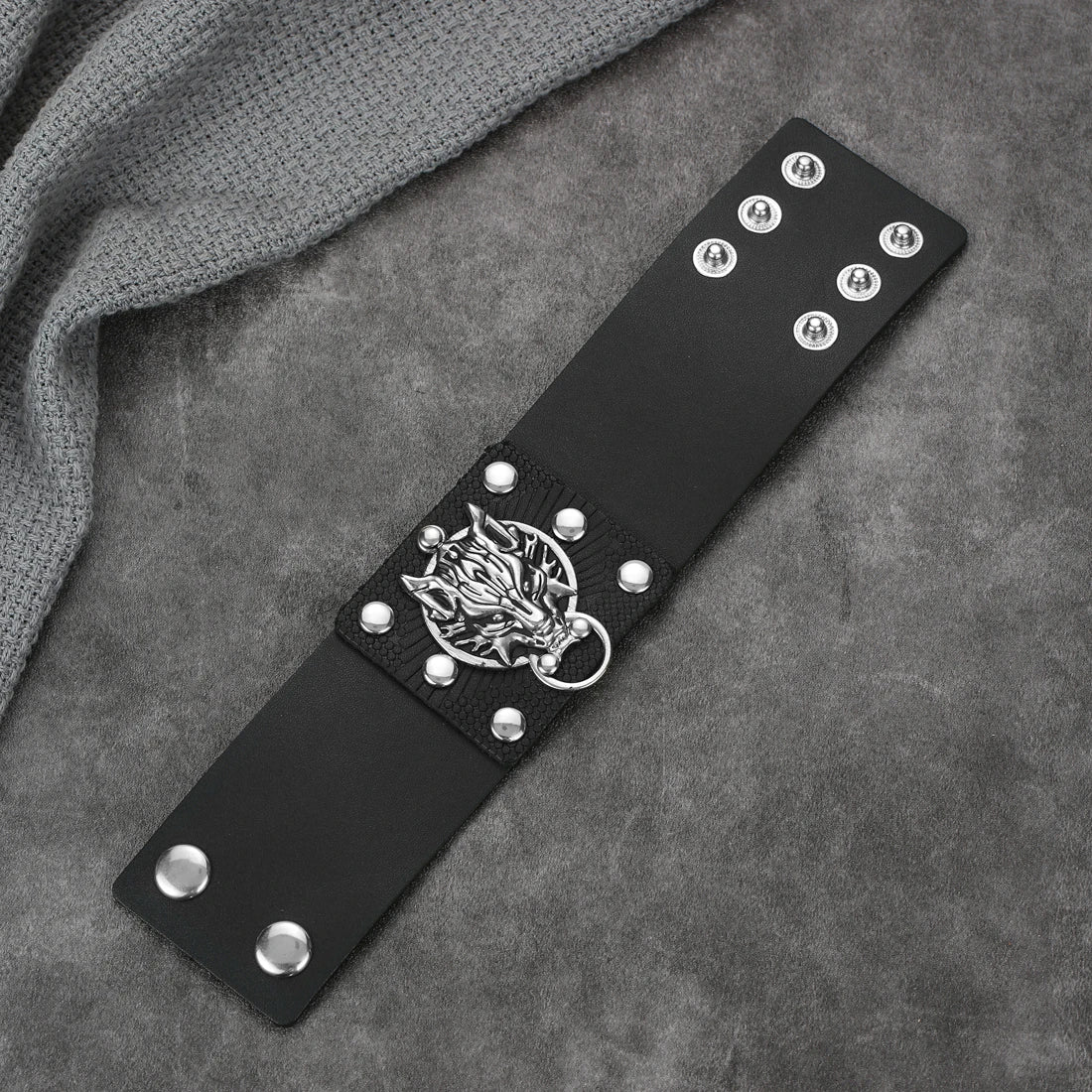 2025 Popular Jewelry Fashion Black Cuff Size Adjustable Dragon Head Pattern Charm Bracelet for Daily Wear