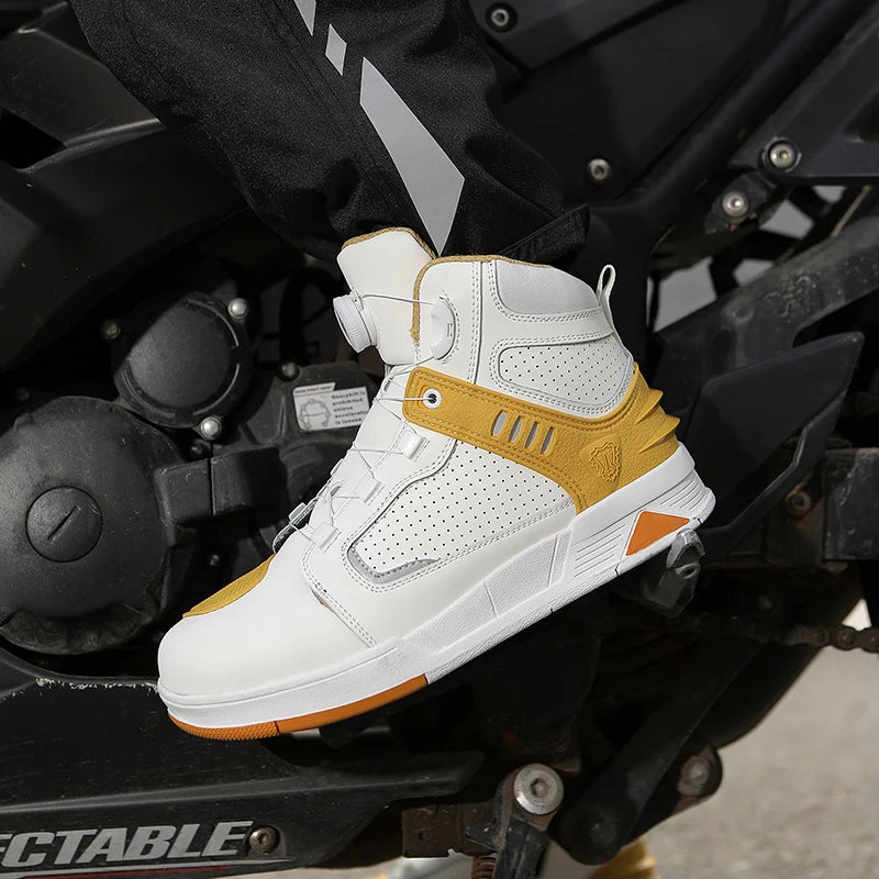 Cowhide Motorcycle Boots Men Leather Breathable Anti Slip Motorbike Cycling Shoes High Quality Men's Motocross Protective Boot
