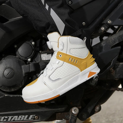 Cowhide Motorcycle Boots Men Leather Breathable Anti Slip Motorbike Cycling Shoes High Quality Men's Motocross Protective Boot
