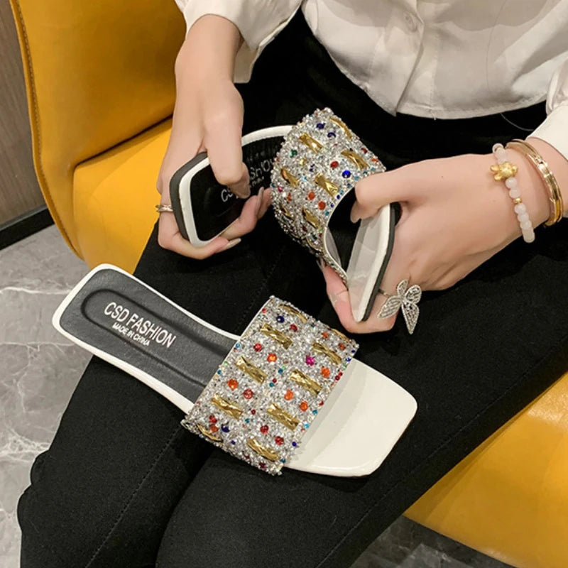 Slippers for Women Shiny Rhinestone Sandals Women Outdoor Beach Casual Shoes Sexy Fashion Big Size Flat Shoes Sandalias De Mujer