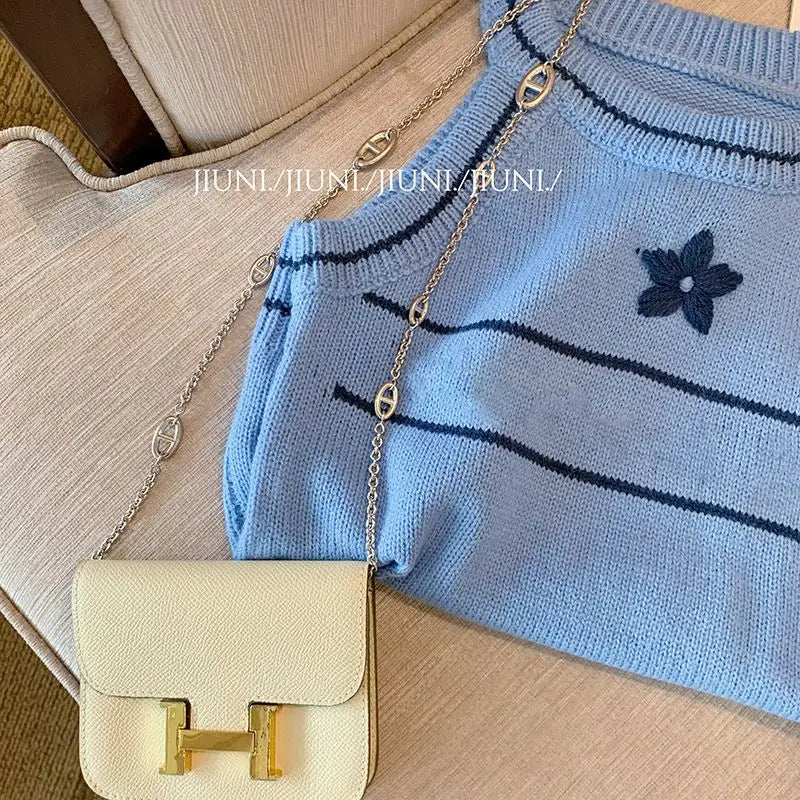 Women's Clothing Fashionable Slim O-neck Knitted Tanks Summer Sexy Chic Geometric Embroidery Sleeveless Tops