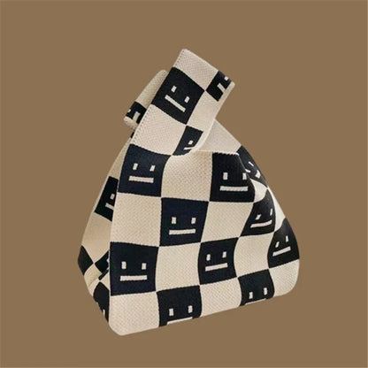 Women Handmade Knitted Small Handbag, Casual Wrist Bag, Student Reusable Shopper Mini Tote Bag, Suitable for Daily Use Outdoor