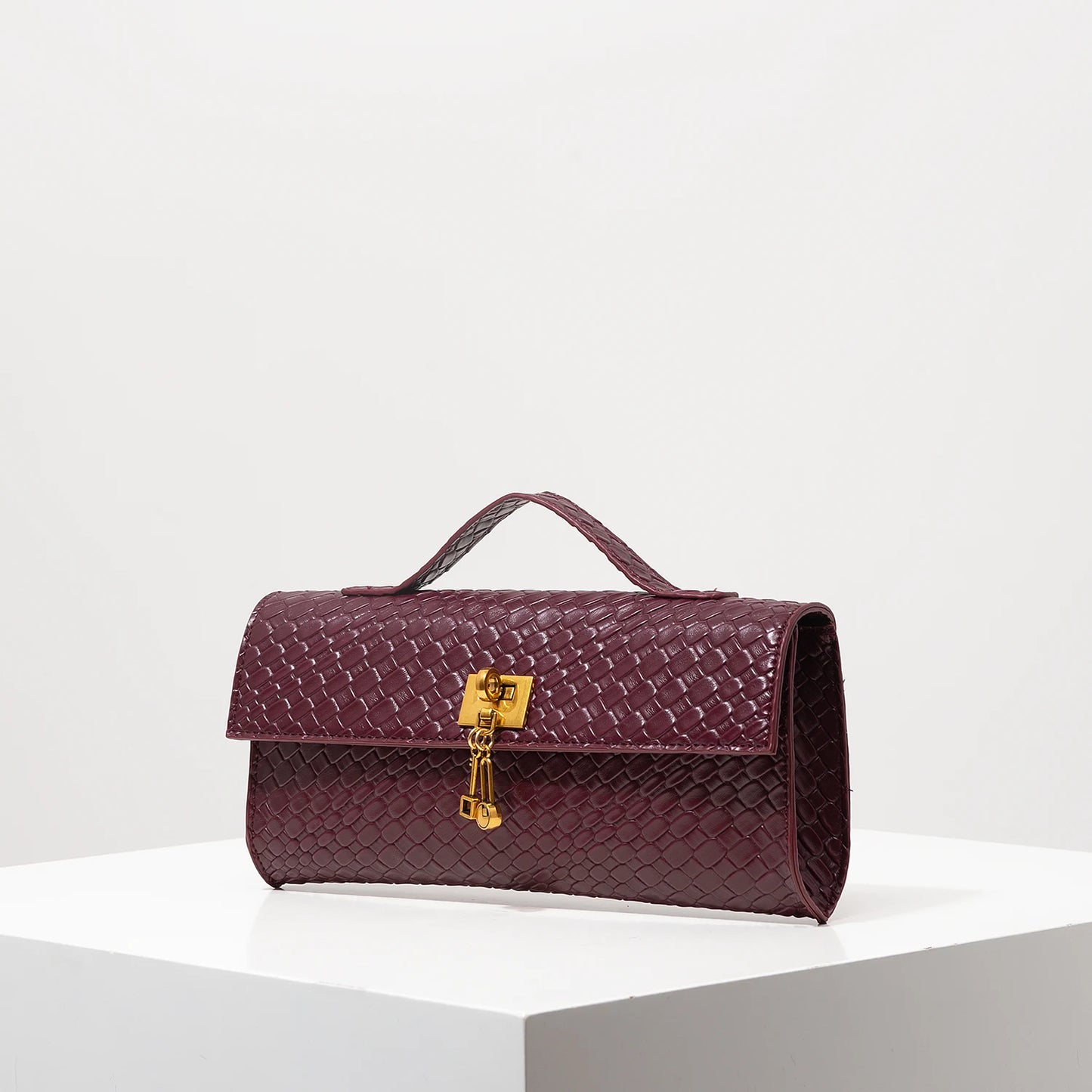 Vintage Faux Leather Woven Baguette Bag, Flap Women's Clutch, Elegant Evening Bag, Burgundy Wallet, Women's Dress Party, Wedding Accessory (Random Pattern)