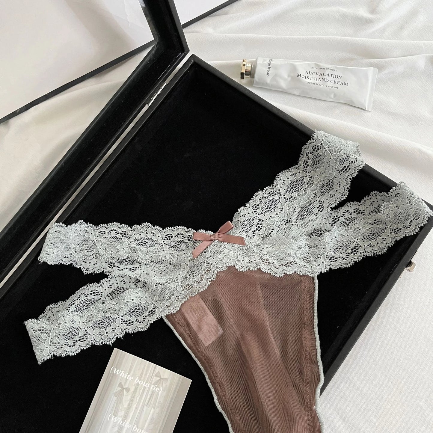 Women's thong  Lace Low Waist G-String Women Panties Mesh Bow Female Ladies Briefs Breathable Underwears Intimates Lace border o