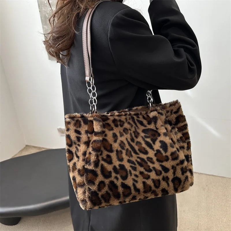 New Leopard Print Fur Bags Women Fashion Portable Faux Fur Handbags Winter Soft Warm Bag Girls Fluffy Large Capacity Tote Purse