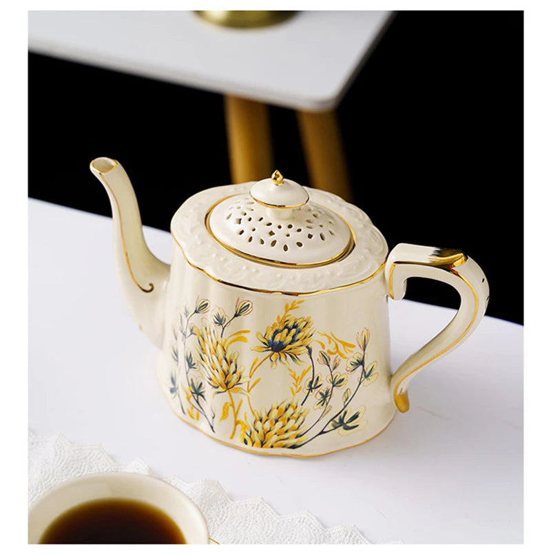 Beautiful Lovely Teapot English British Style 900 ML Canteen Watering Can Jug European High-Grade Porcelain Kettle Ceramic Pot